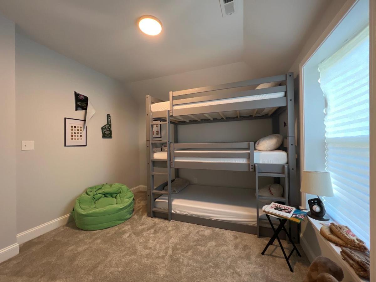 5Br 4B Huge Space With 2 Level Game Barn Γκρίνβιλ Εξωτερικό φωτογραφία